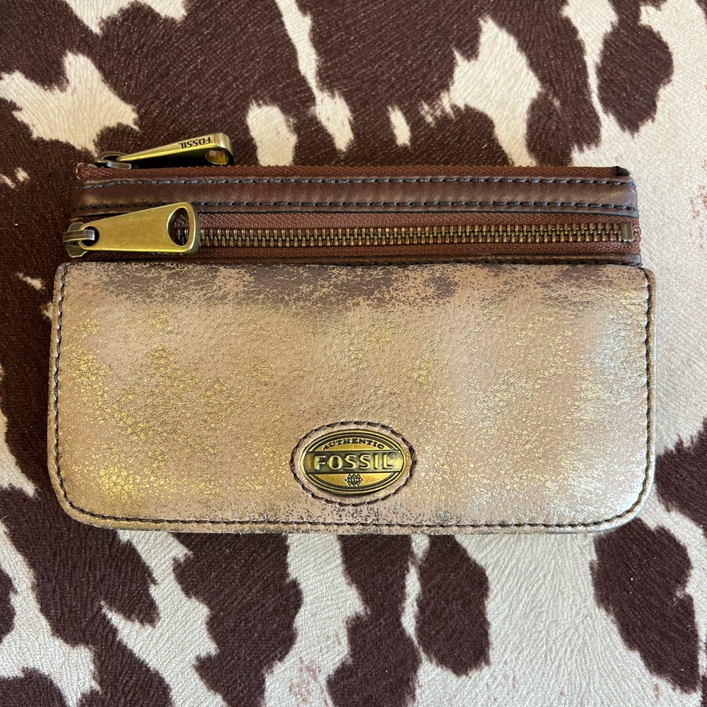 FOSSIL WALLET CLUTCH